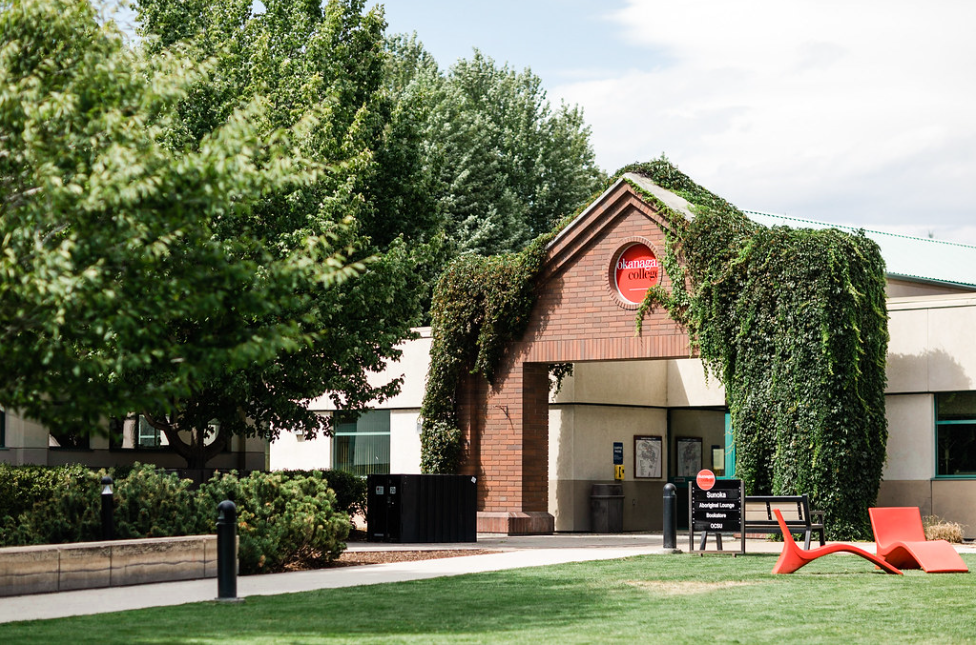 Location & Hours Okanagan College Campus Store